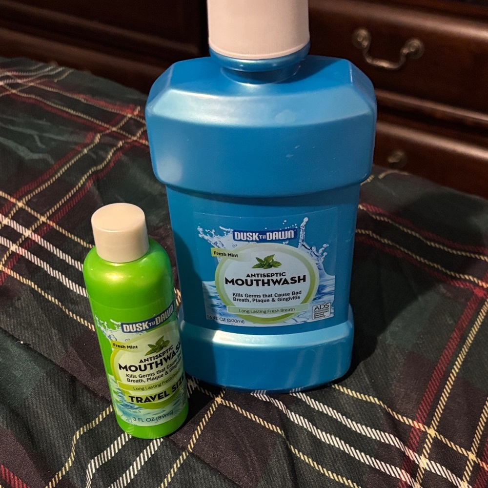 FAKE PLASTIC EMPTY BOTTLES FOR CONCEALING 😂 PRANK BOTTLES